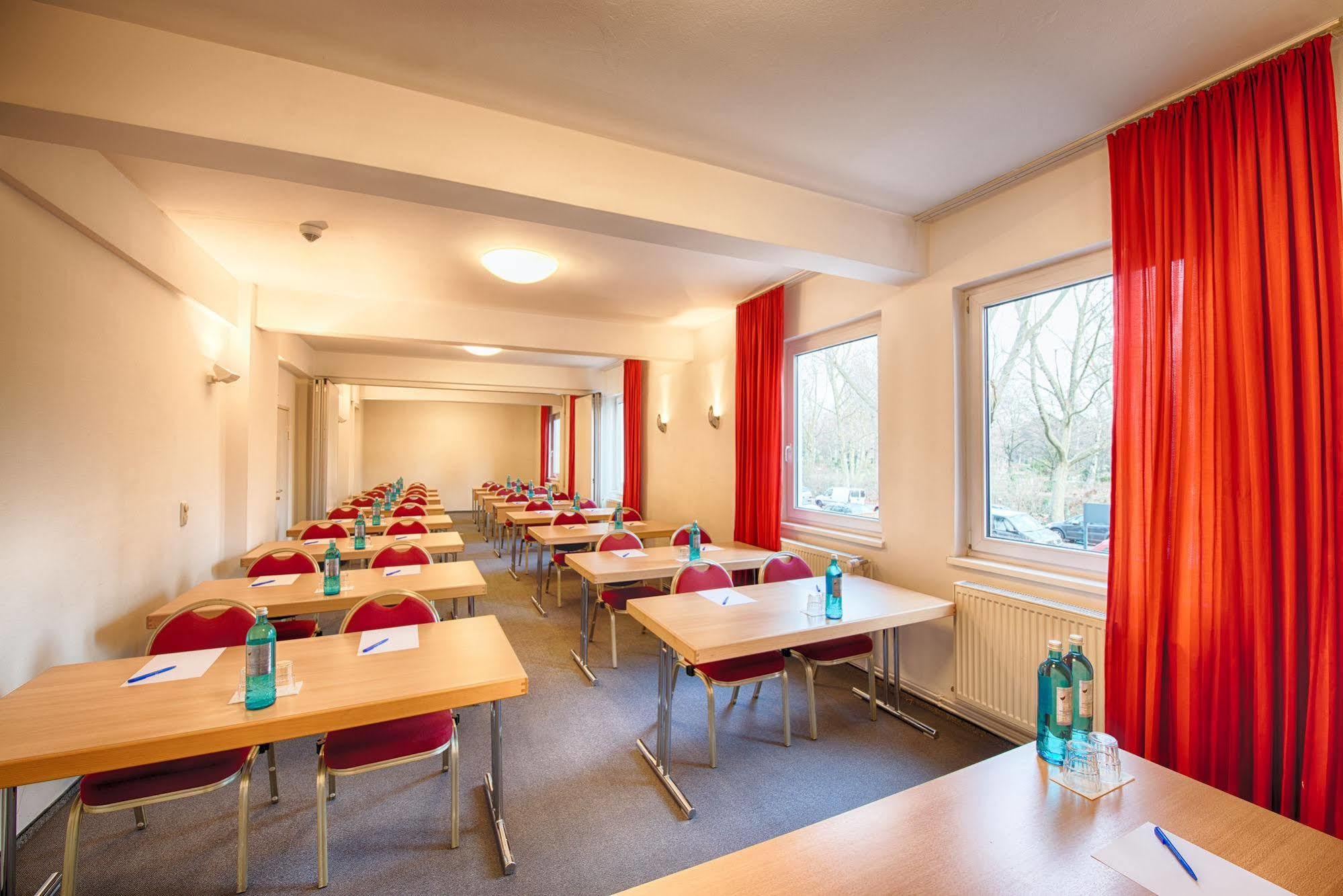 enjoy hostel Berlin City West Buitenkant foto