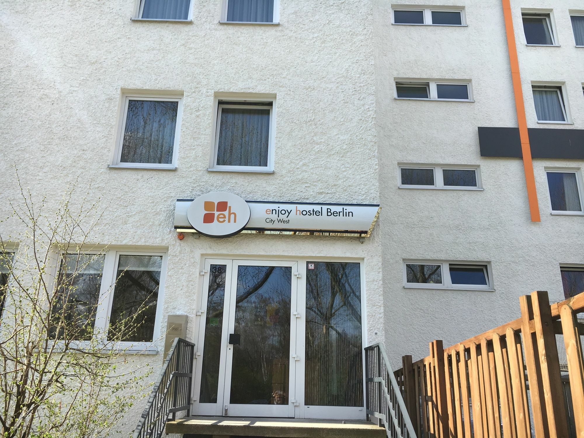 enjoy hostel Berlin City West Buitenkant foto
